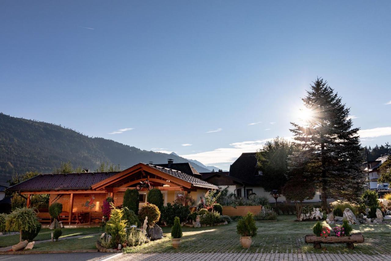 Hotel Garni Zerza Tropolach Exterior photo