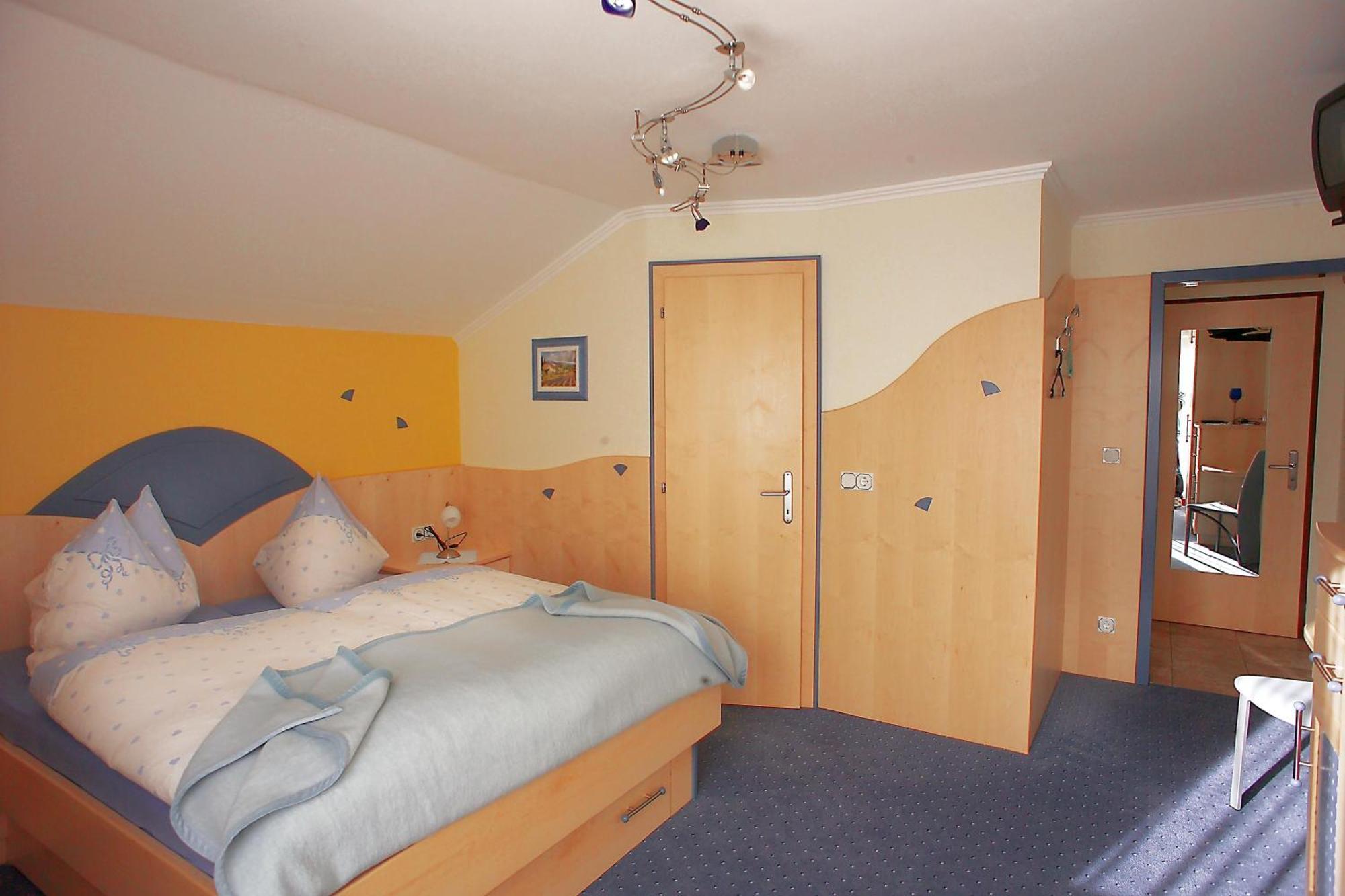 Hotel Garni Zerza Tropolach Room photo