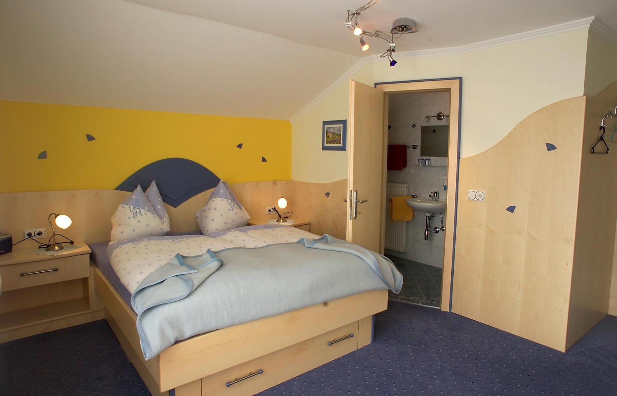 Hotel Garni Zerza Tropolach Room photo